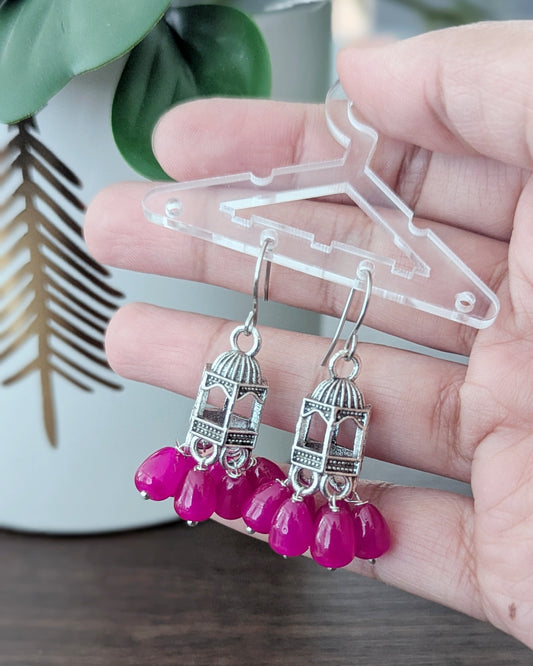 Cute little pink jhumkis. Perfect to match with any outfit or wear it as a contrast to a different color. Available for pick-up in Ajax, Ontario with worldwide shipping available. Pick-up in Ajax Ontario. Worldwide shipping available. Perfect for wedding, festival jewelry, indian Jewelry, kids jewelry, kundan jewelry, gifting, costume jewelry, fashion jewelry, Eid, onam, Diwali, karwachauth, navratri. Free shipping over $50