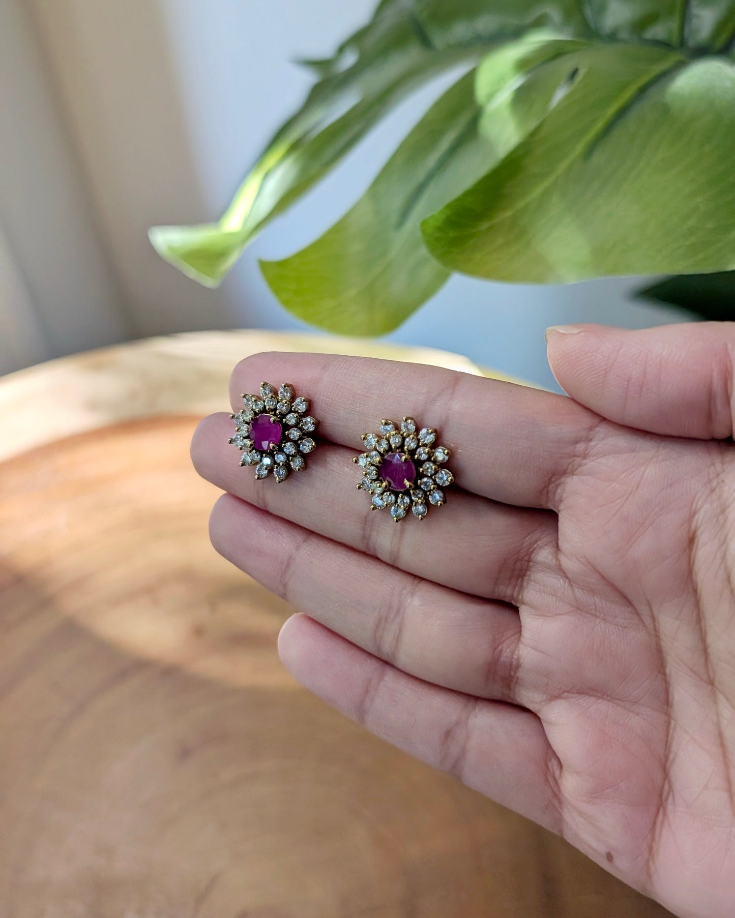 Saanjh Studs - Ruby