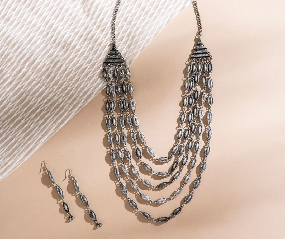 Dharna Necklace