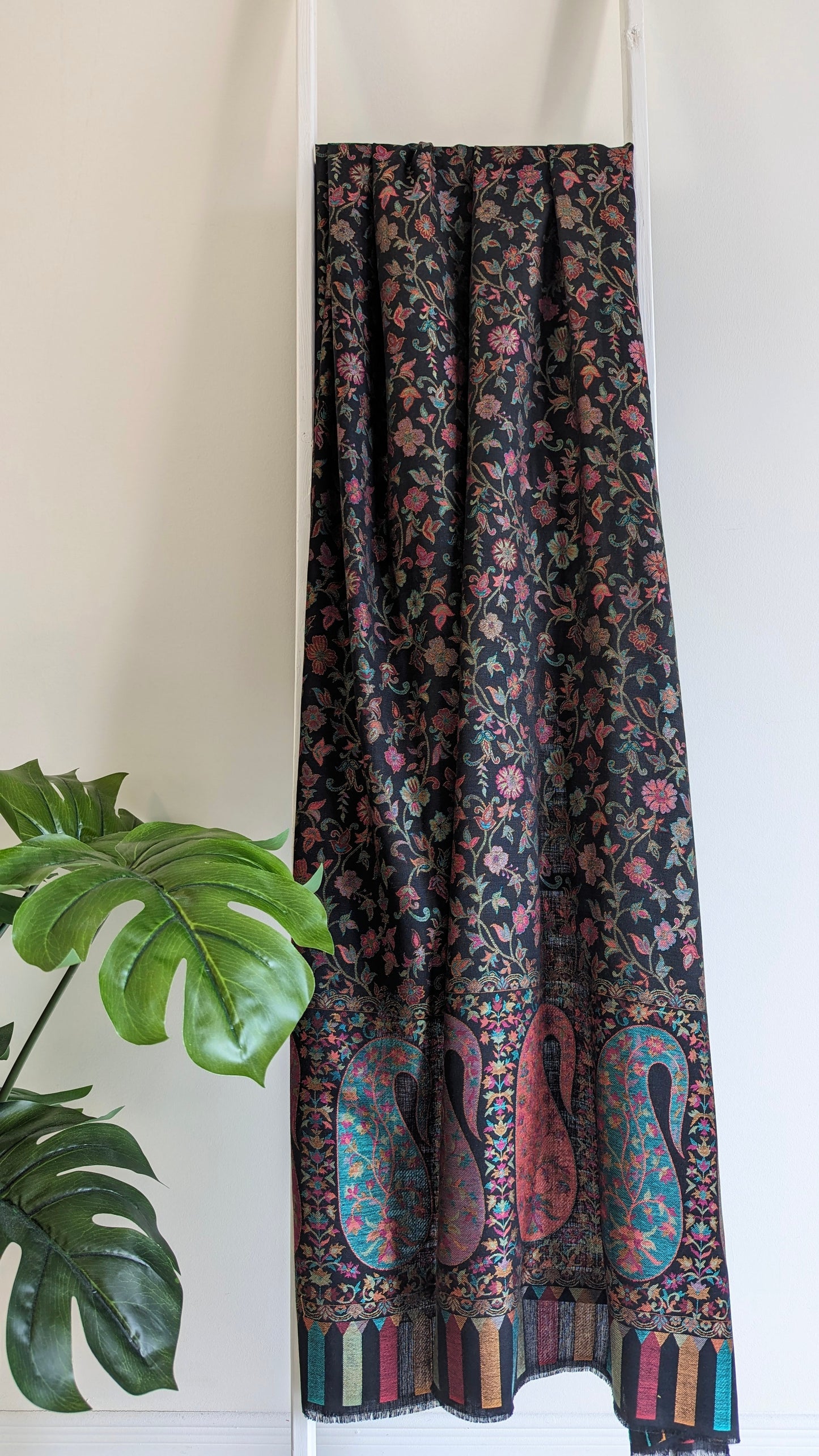 Unisex Kani Lohi - Black 1