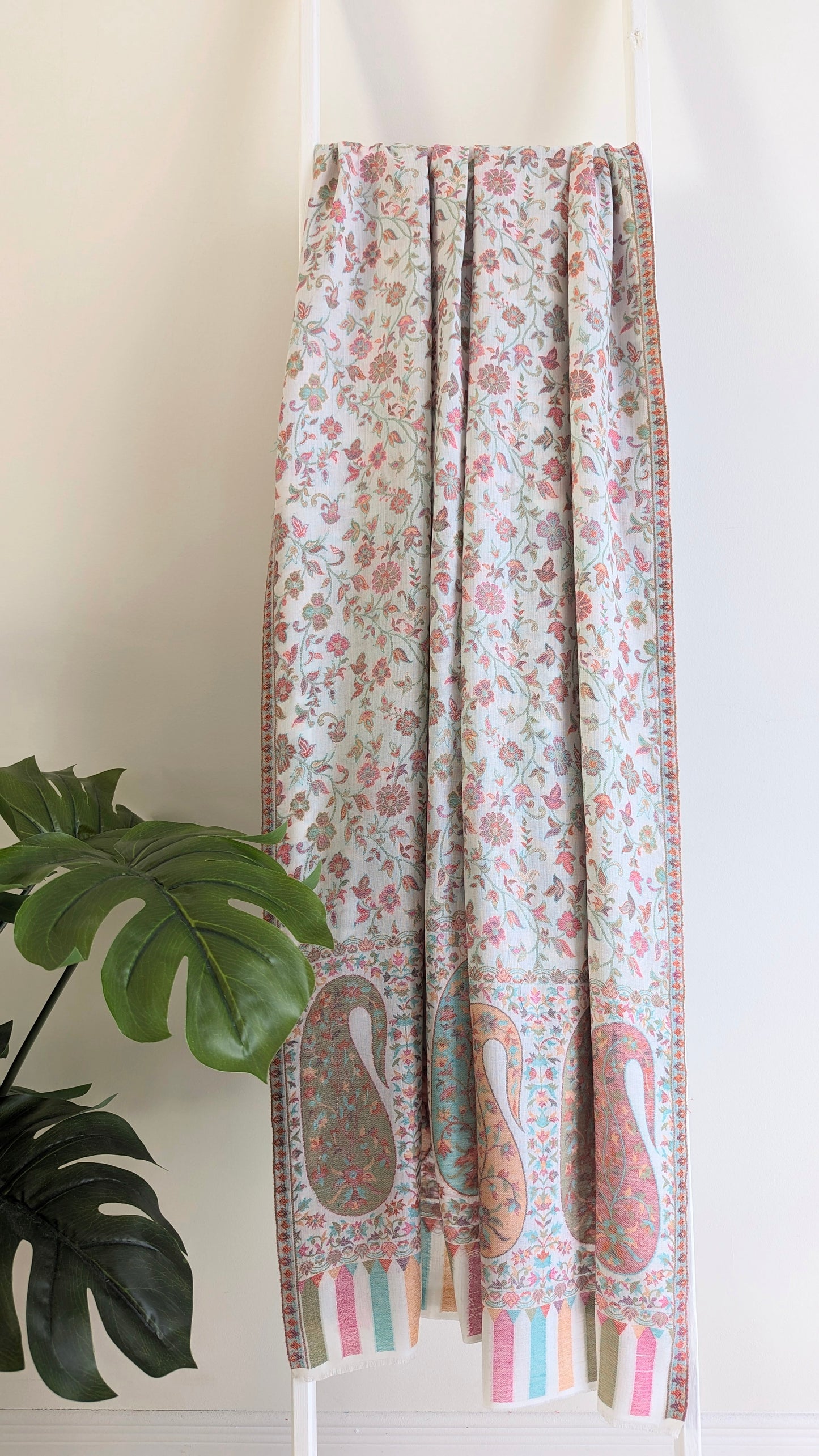 Unisex Kani Lohi - White 2