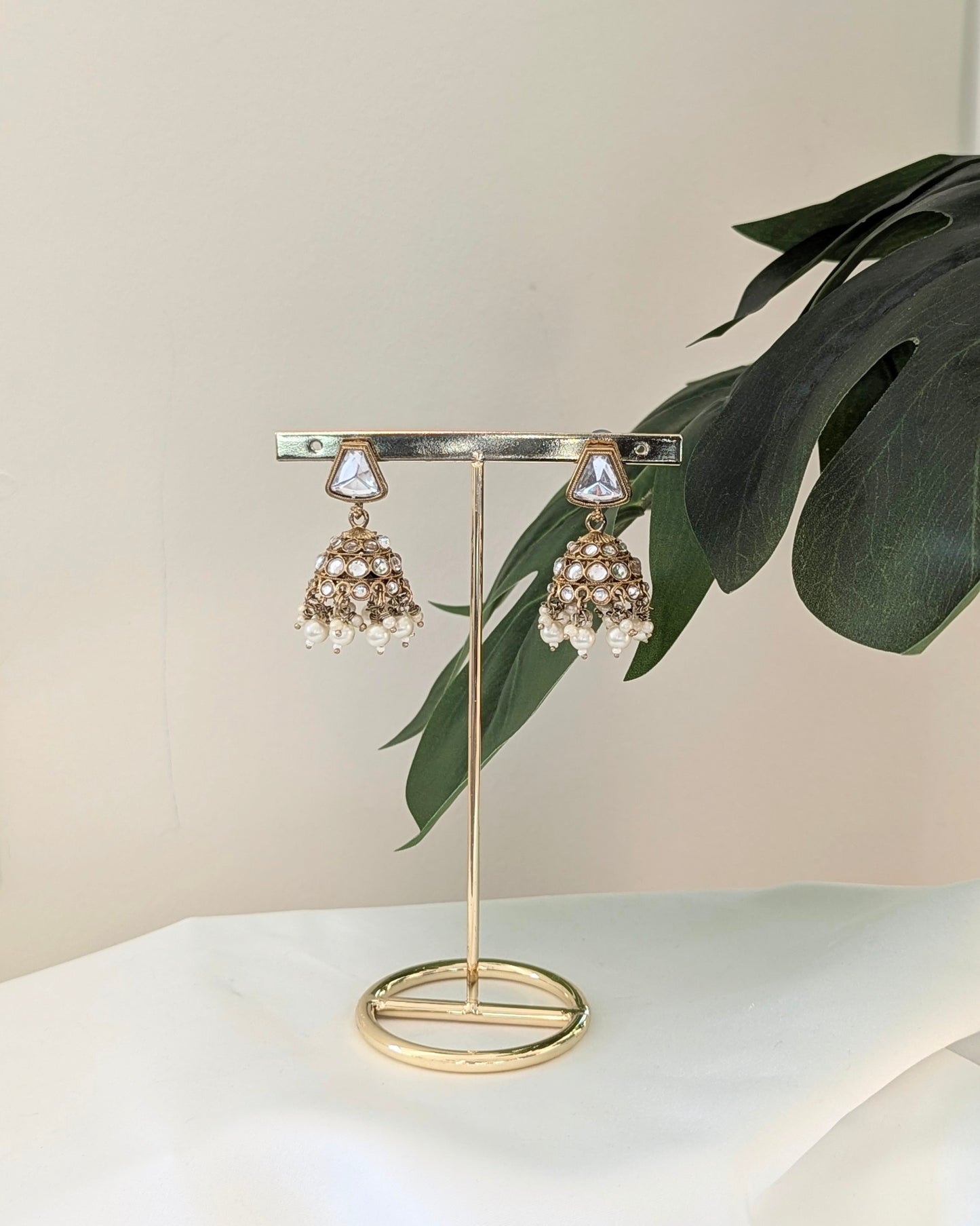 Kainat Jhumki