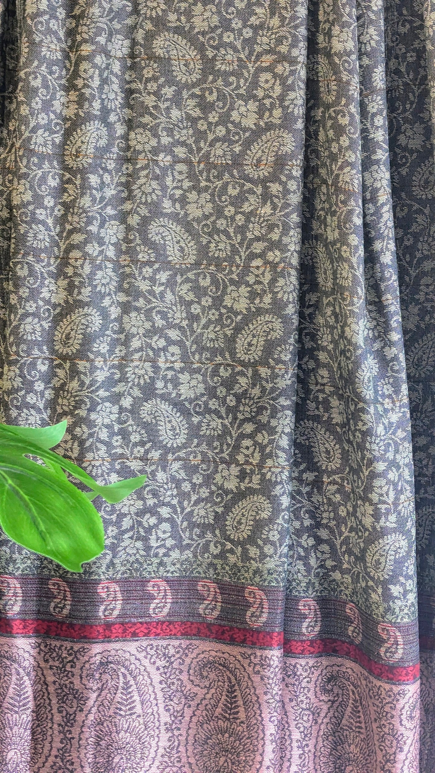 Woolen Shawl - Light Grey