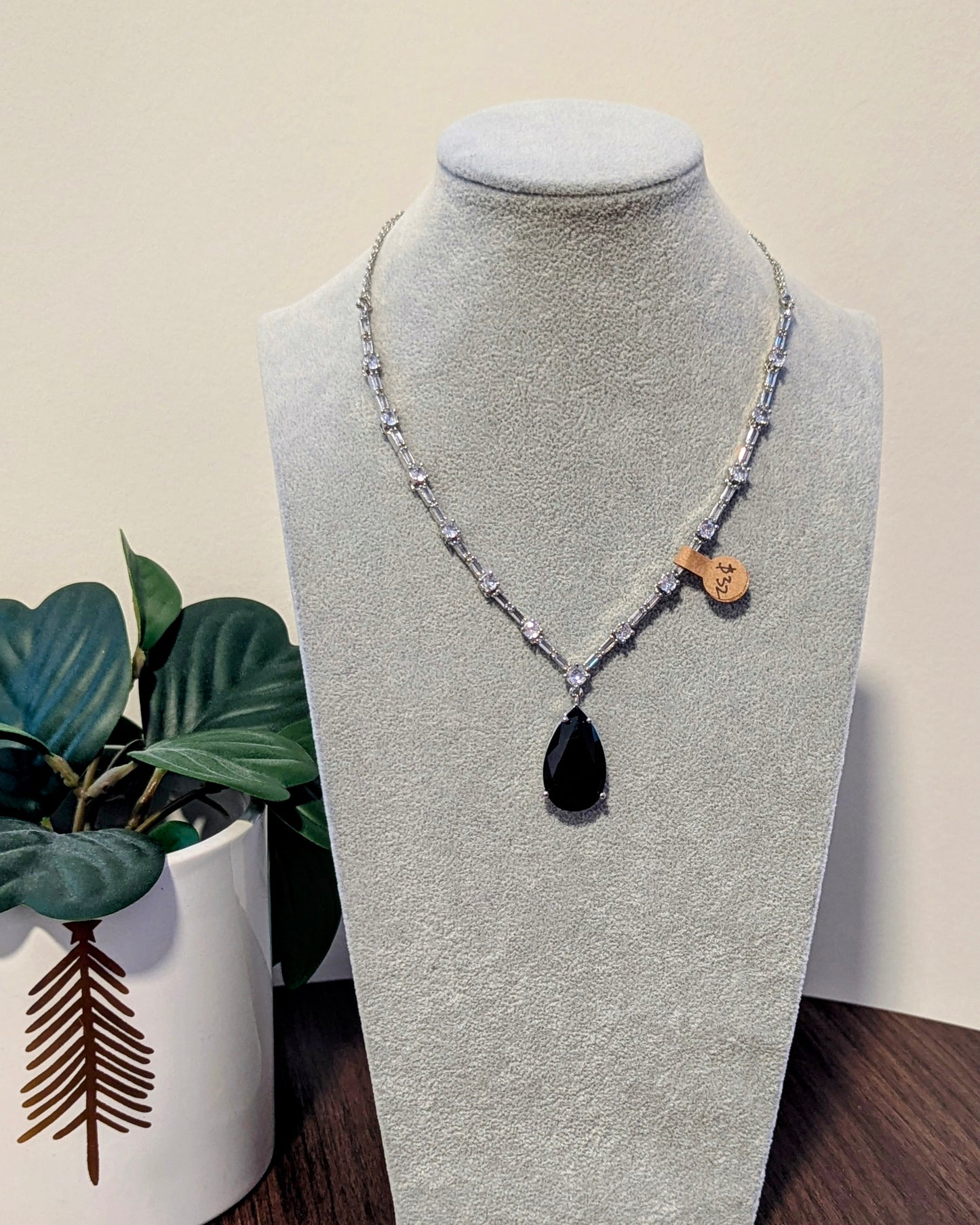 Tia Necklace - Colors Available