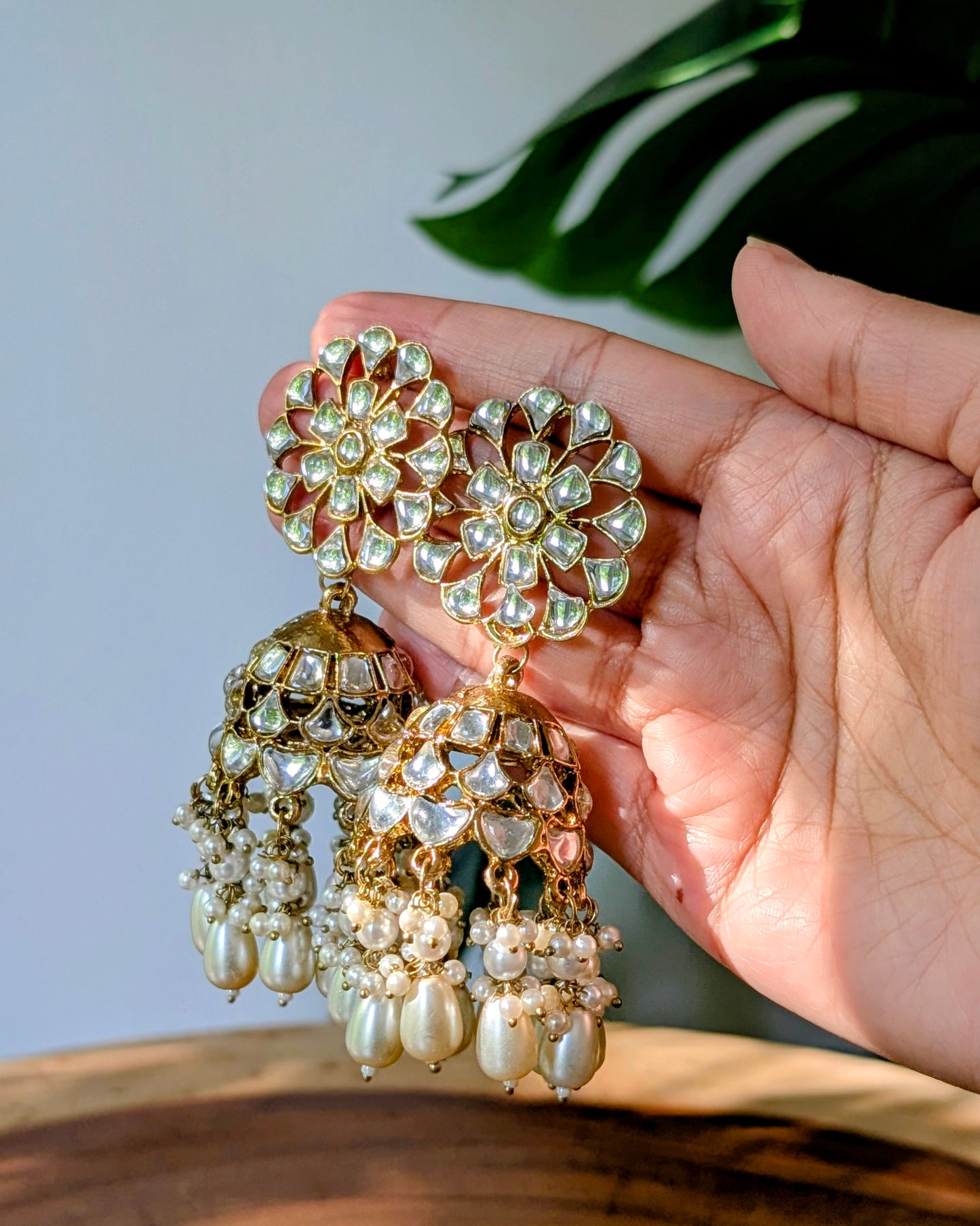 Ginni Jhumka - White