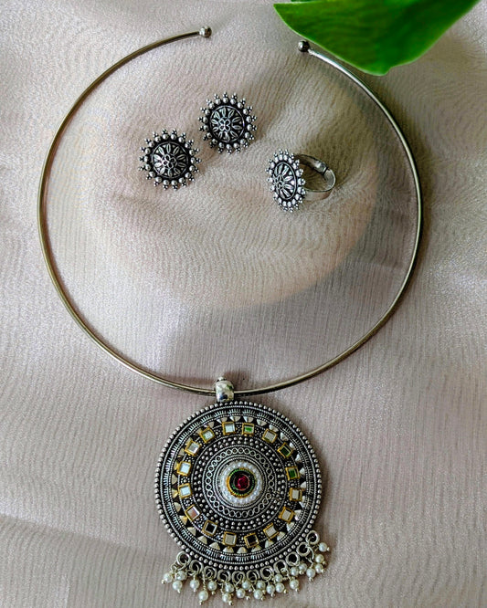 Sanya Hasli Necklace