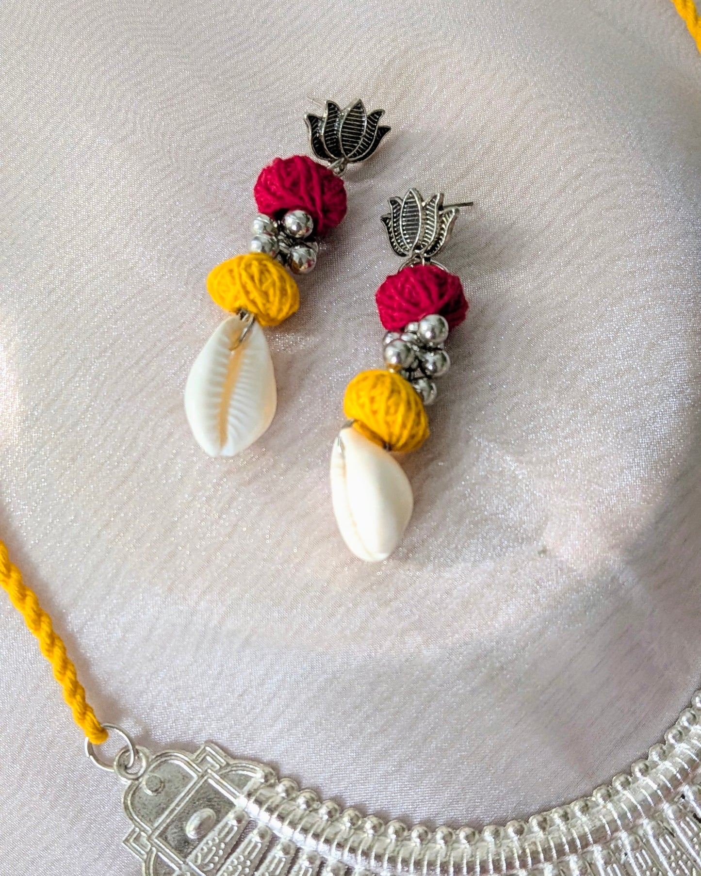 Maanvi Necklace
