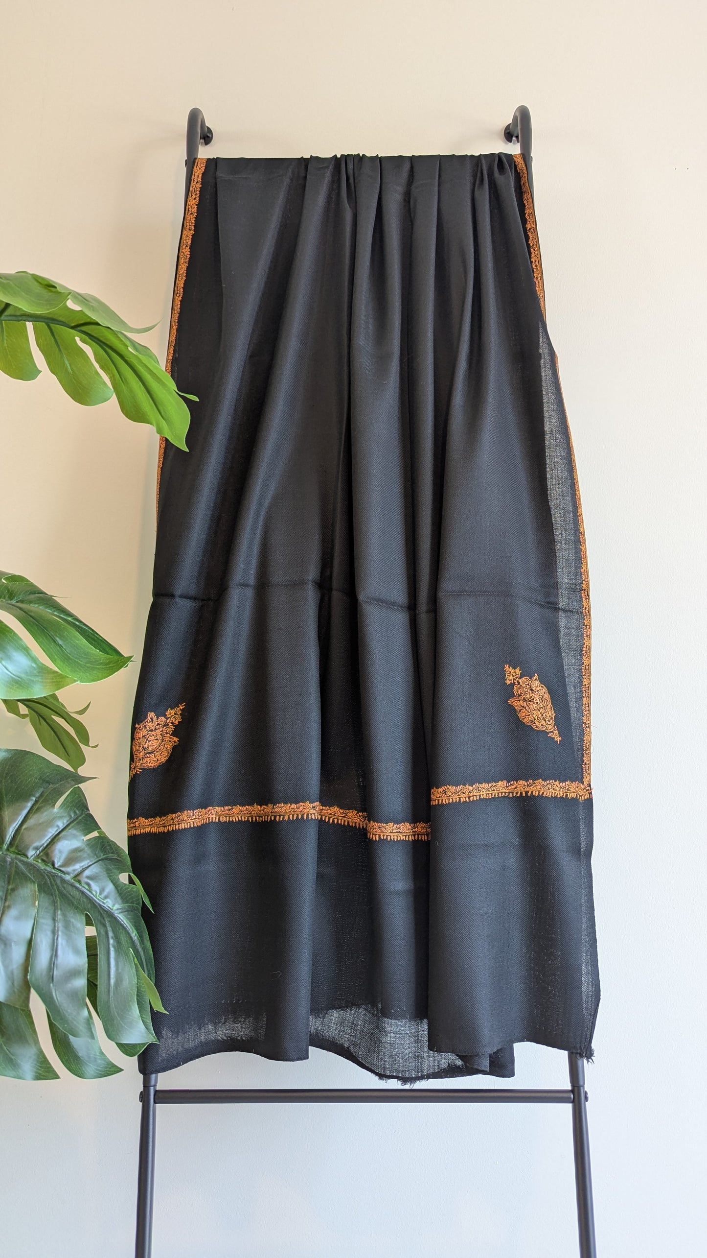 Unisex Shawl - Black 1