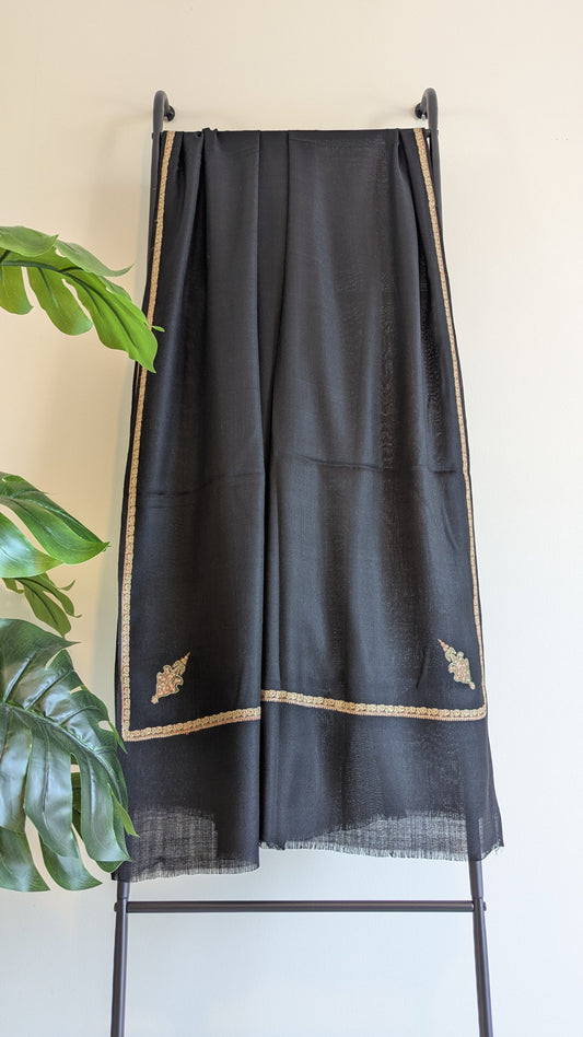 Unisex Shawl - Black 2