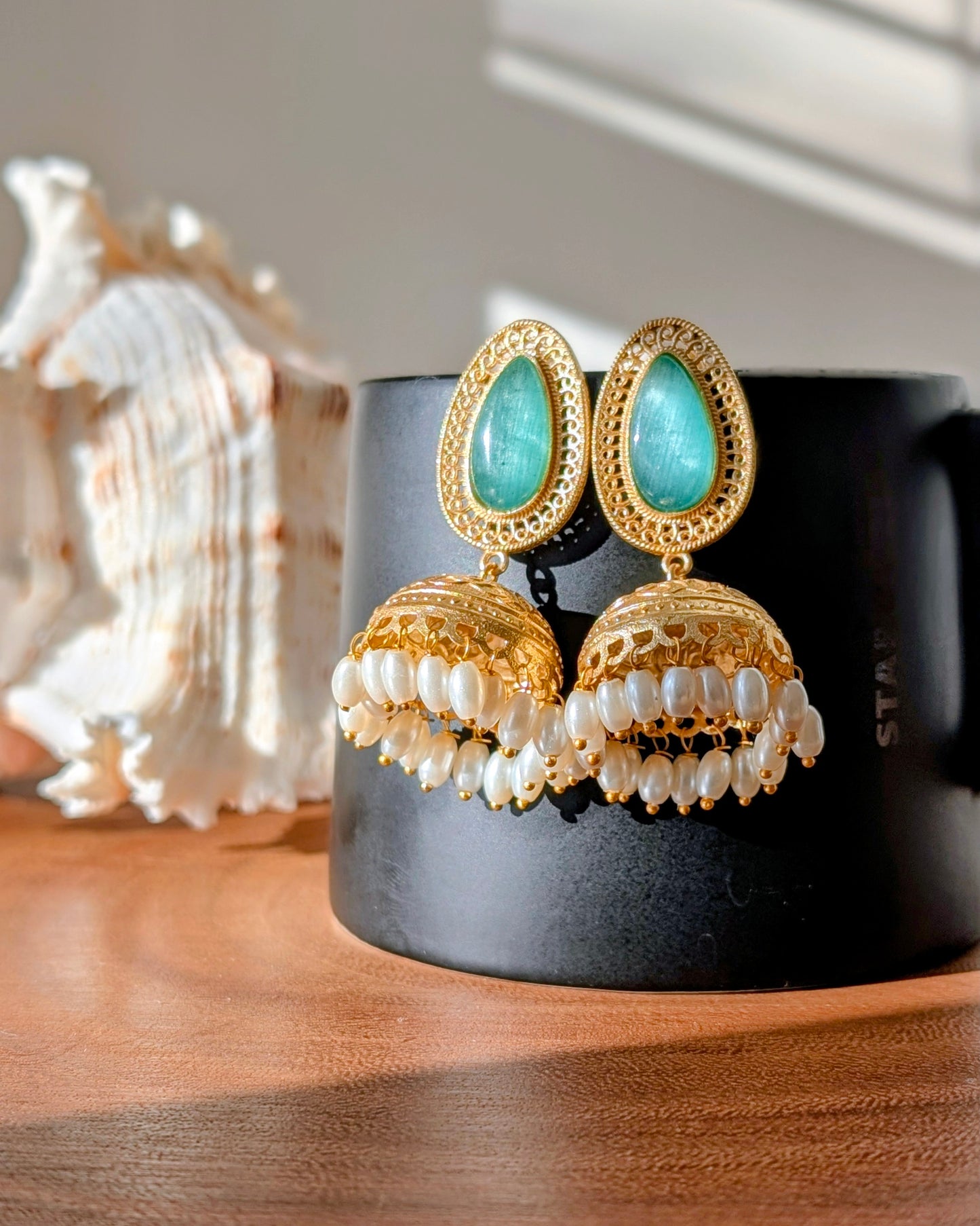 Vineeta Jhumki - Mint