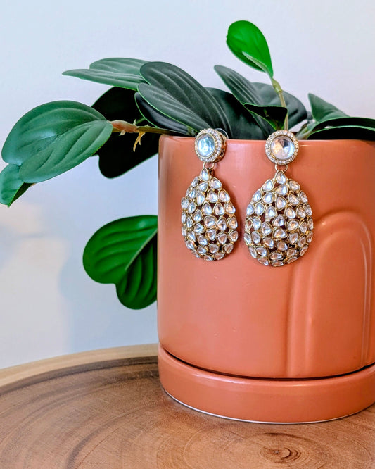 Manni Polki Kundan Drop Earrings