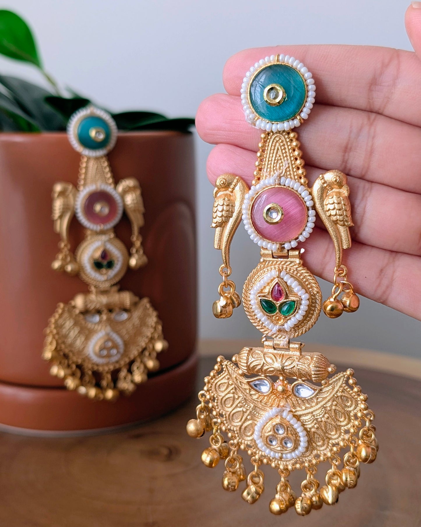 Sana Golden Kashmiri Jhumka