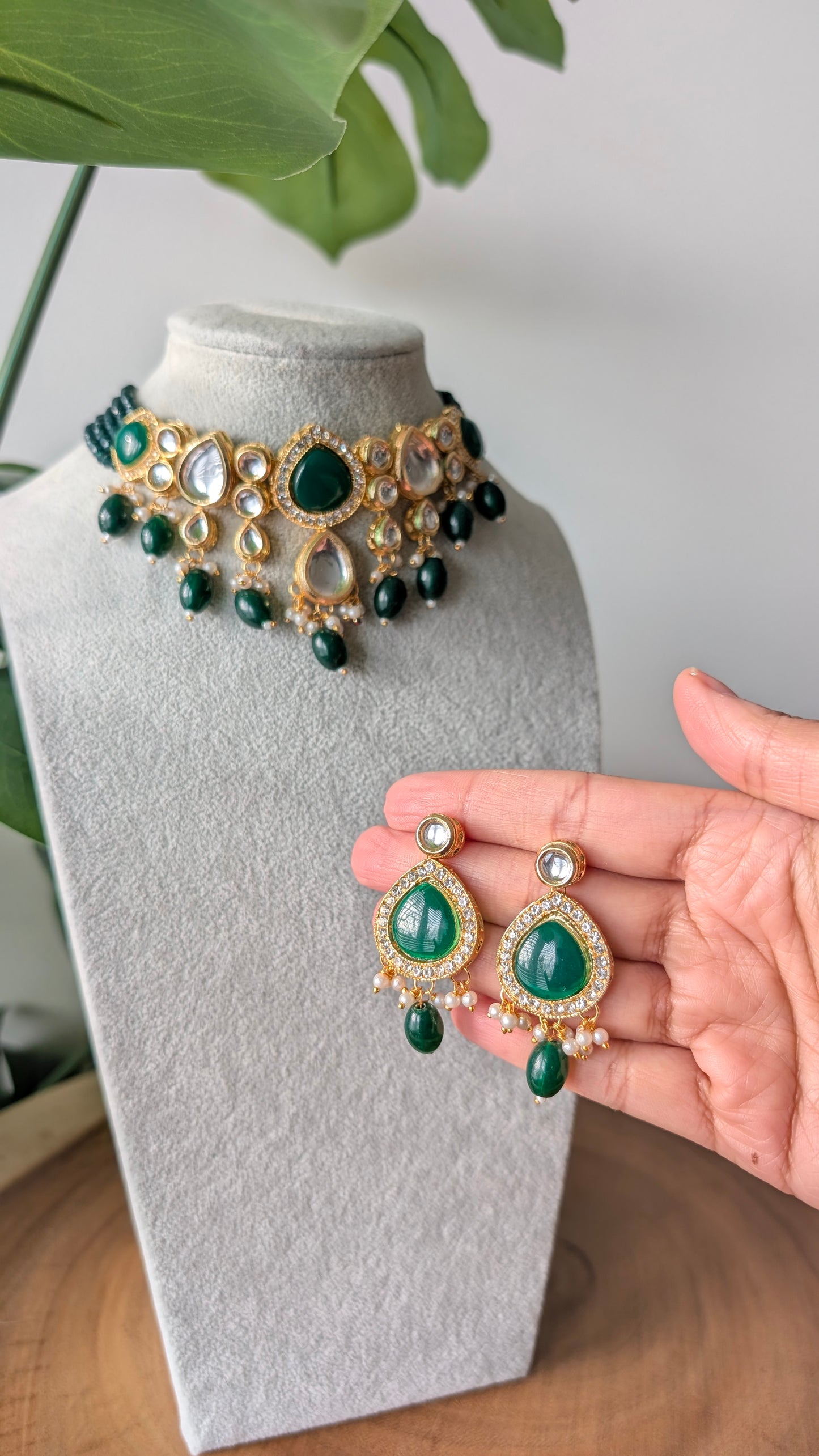 Dherya Premium Kundan Choker Necklace - Dark Green