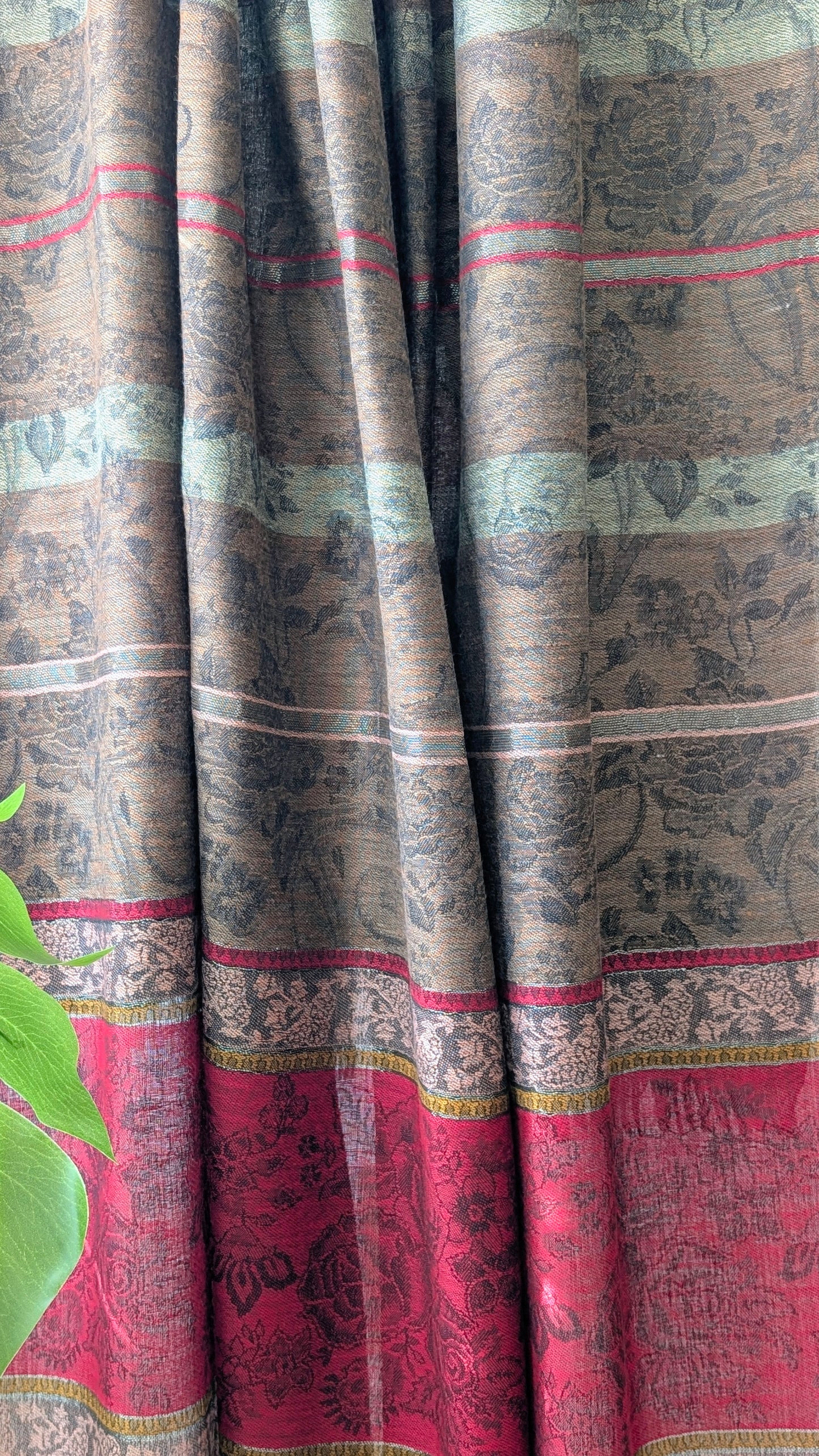 Unisex Brown Shawl