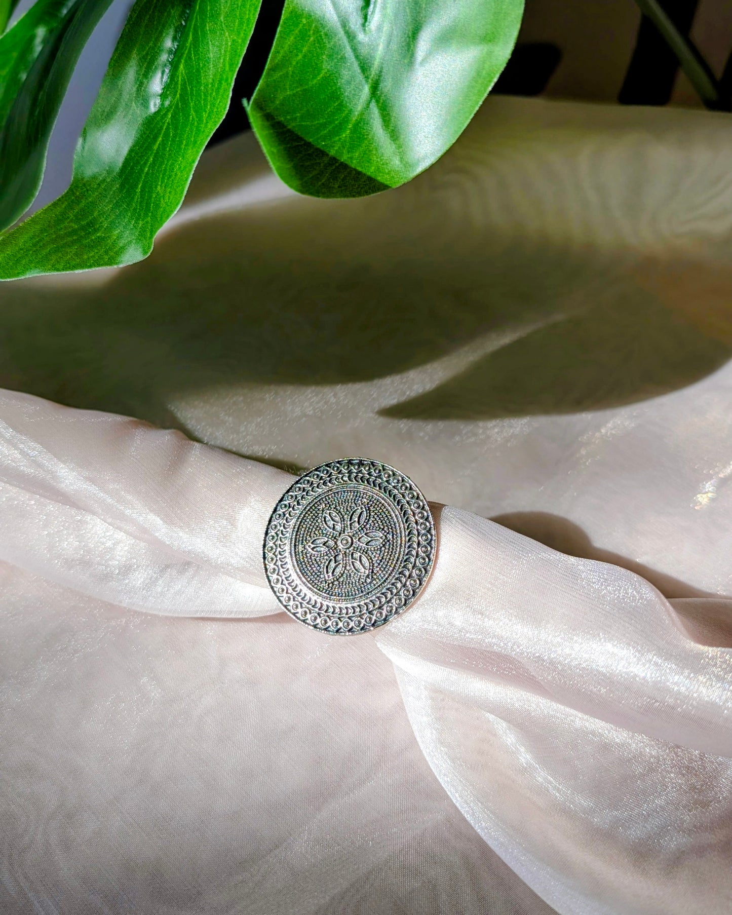 Anushka Adjustable Ring