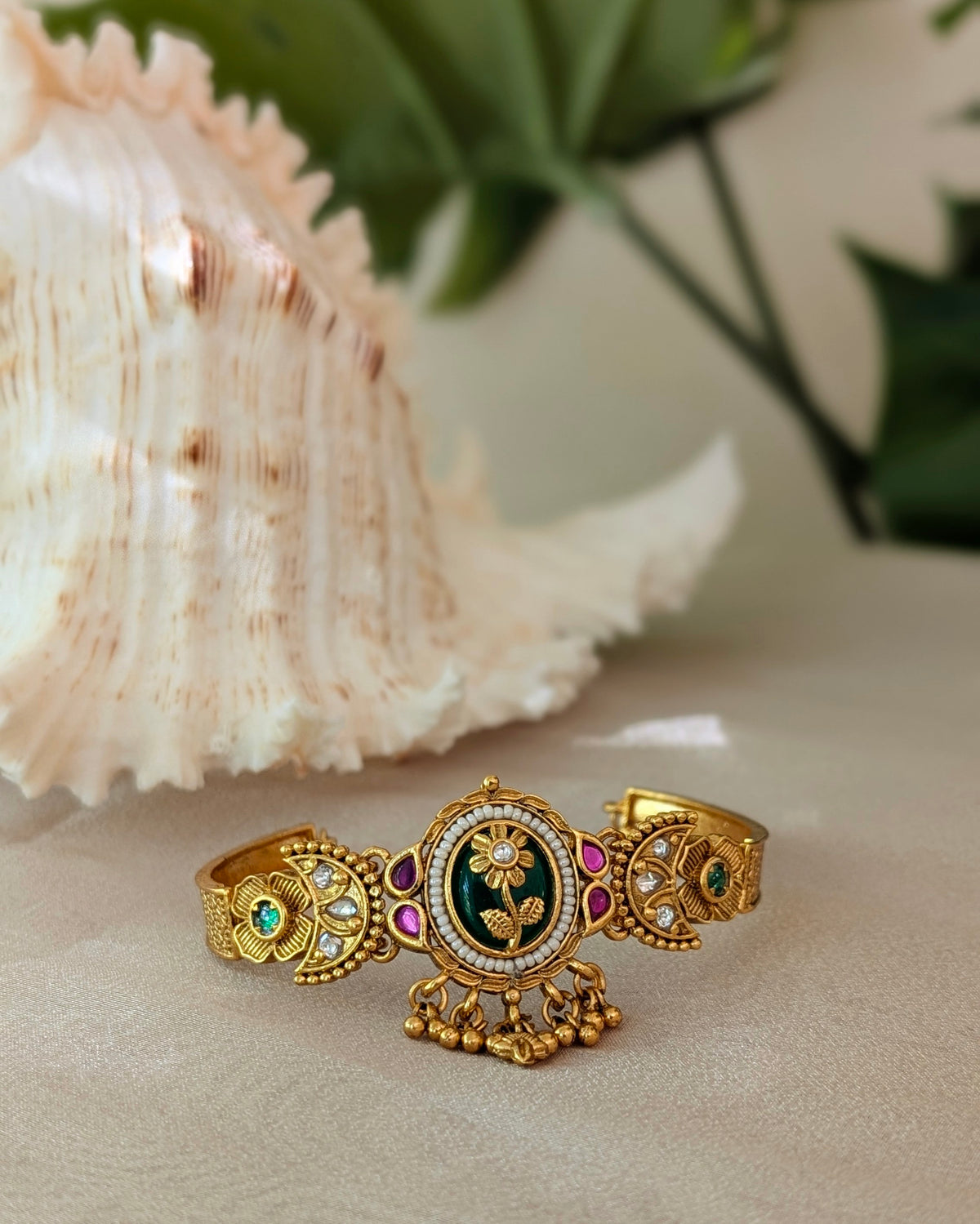 Rose Design Vidya Golden Heritage Bracelet