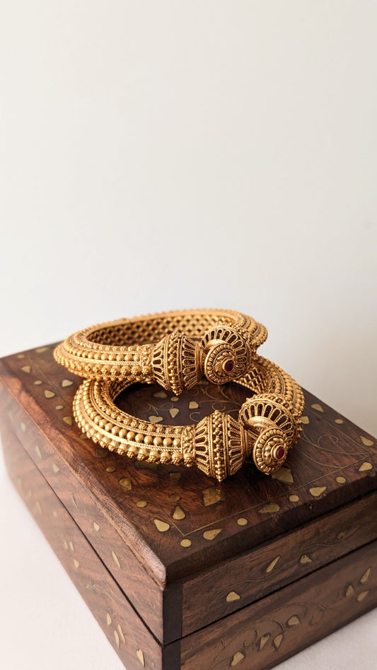 Naira Bangles