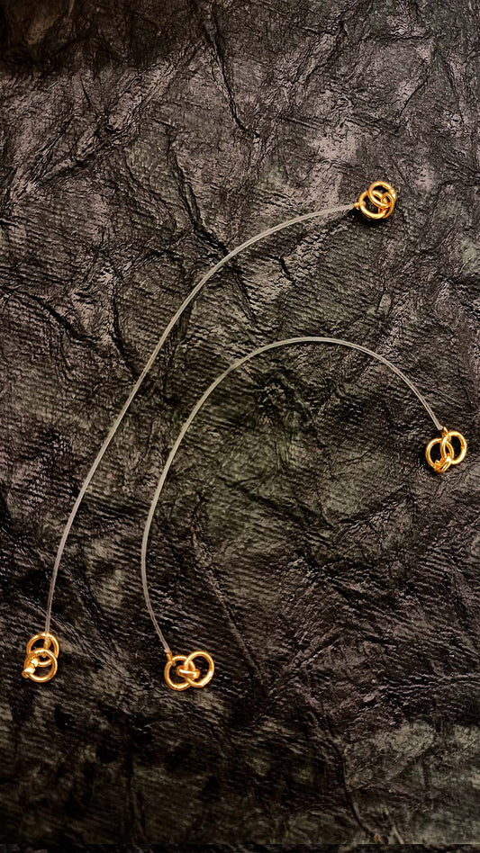 Silicone earchains used to support earrings. Pick-up in Ajax Ontario. Worldwide shipping available. Perfect for wedding, festival jewelry, indian Jewelry, kids jewelry, kundan jewelry, gifting, costume jewelry, fashion jewelry, Eid, onam, Diwali, karwachauth, navratri. Free shipping available. Jewelry for women.