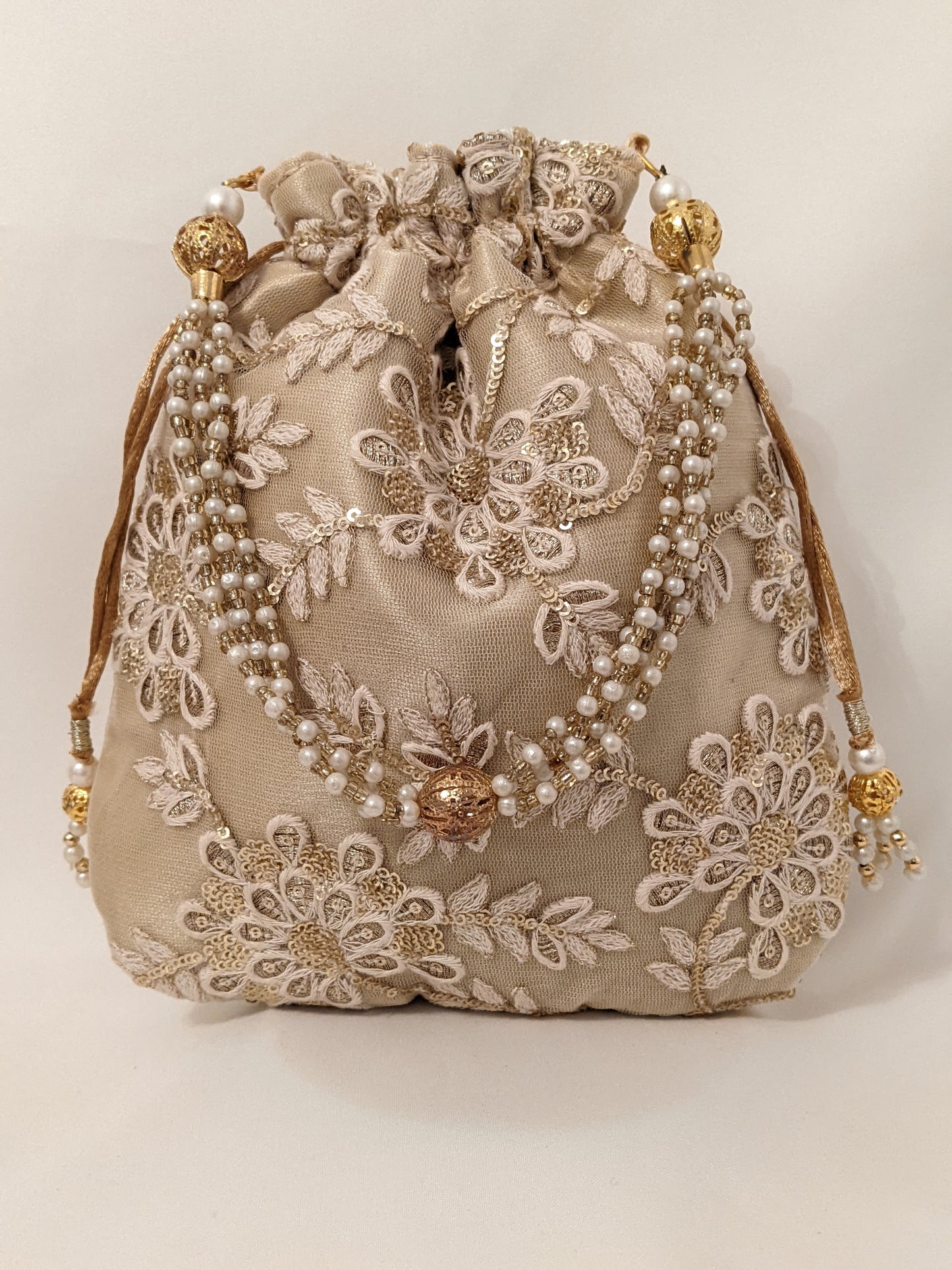 Sara Potli Bag