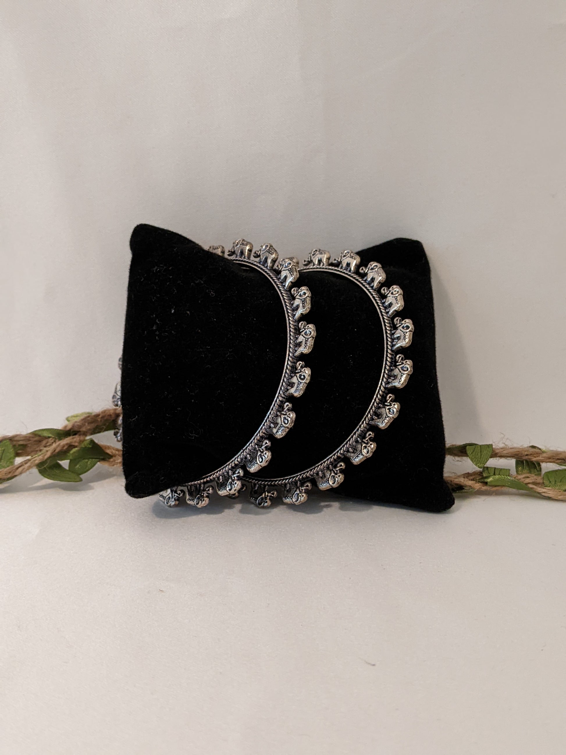 oxidized silver bangles, oxidized silver jewelry, indian jewelry, jewelry for women, bangles, bangles for women,  indian bangles, casual bangles, silver bangles