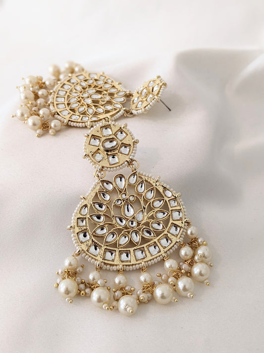 Shonali Golden Kundan Chandbali