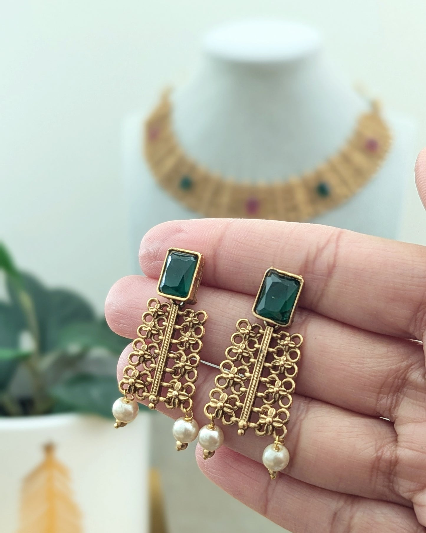 Abha Necklace