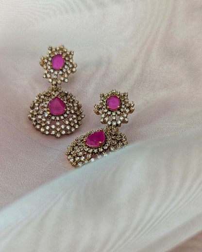 Kajal Danglers