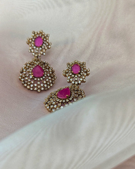 Kajal Danglers