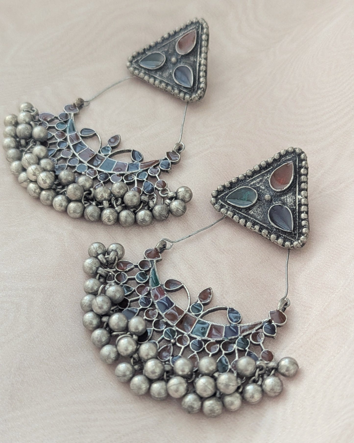 Long statement afghani earrings in oxidized silver dark polish with blue & red enamel work. Pick-up in Ajax Ontario. Worldwide shipping available. Perfect for wedding, festival jewelry, indian Jewelry, kids jewelry, kundan jewelry, gifting, costume jewelry, fashion jewelry, Eid, onam, Diwali, karwachauth, navratri. Free shipping available. Jewelry for women.