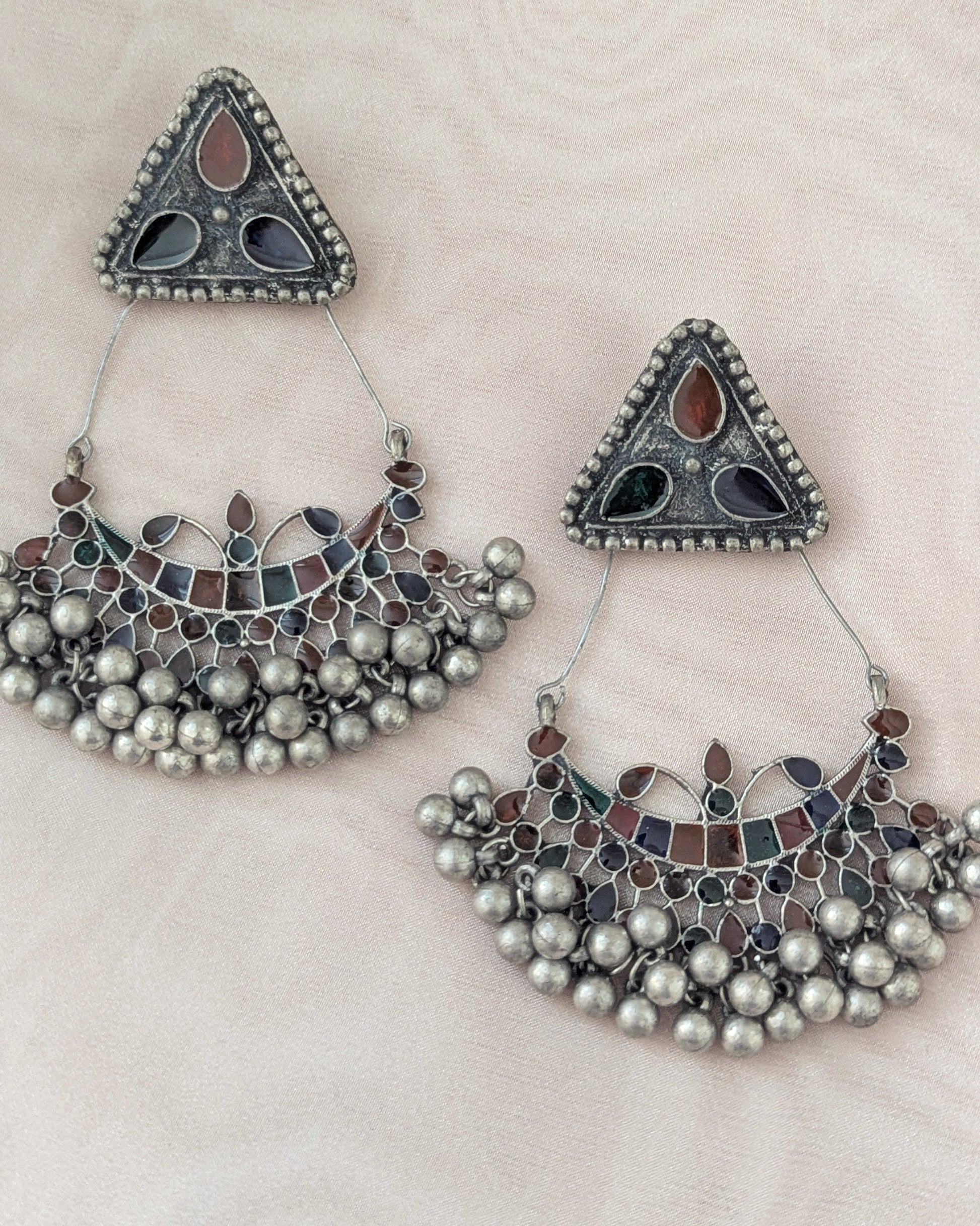Long statement afghani earrings in oxidized silver dark polish with blue & red enamel work. Pick-up in Ajax Ontario. Worldwide shipping available. Perfect for wedding, festival jewelry, indian Jewelry, kids jewelry, kundan jewelry, gifting, costume jewelry, fashion jewelry, Eid, onam, Diwali, karwachauth, navratri. Free shipping available. Jewelry for women.