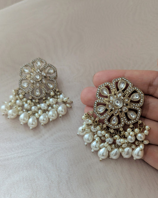 Shanaya Earrings