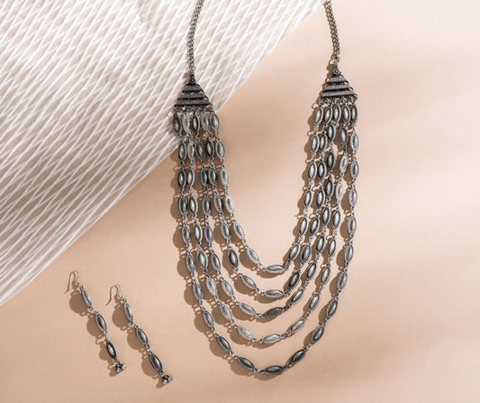 Dharna Necklace