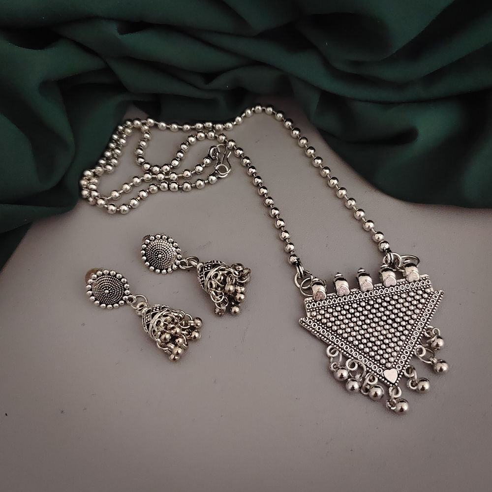 Milly Necklace Set