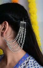 Load image into Gallery viewer, Aarya Earrings
