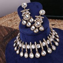 Load image into Gallery viewer, Shloka Necklace
