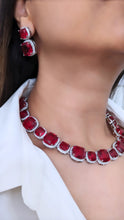 Load image into Gallery viewer, Trisha Necklace

