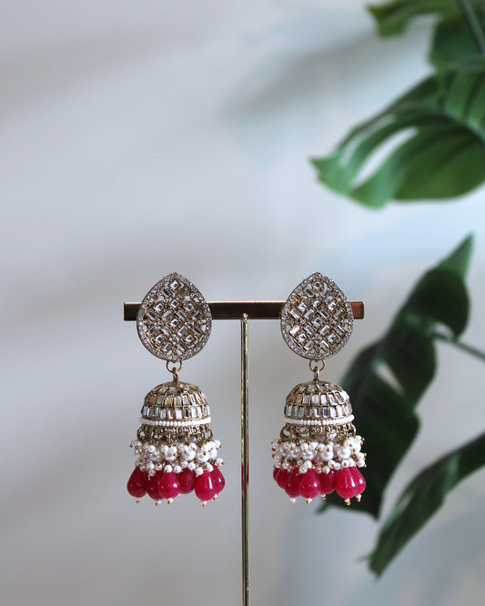 Lakshita Jhumka