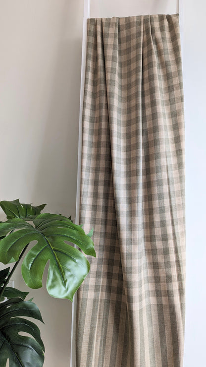 Men's Woolen Lohi in Checked Design