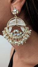 Load image into Gallery viewer, Suhaani Earrings
