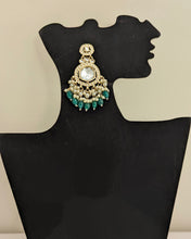 Load image into Gallery viewer, Shaina Earrings

