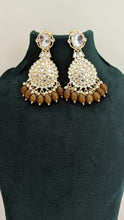 Load image into Gallery viewer, Sukh Earrings

