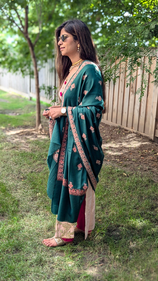Green Pashmina shawl with intricate zari embroidery. Perfect for both men & women. Gift options, handmade shawls, Indian shawl. Perfect for gifting. Christmas gift, Eid gift.