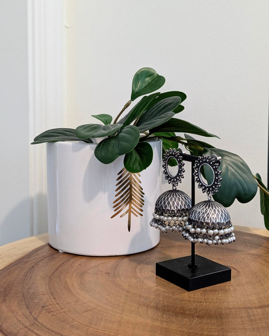 Pick-up in Ajax Ontario. Worldwide shipping available. Perfect for wedding, festival jewelry, indian Jewelry, kids jewelry, kundan jewelry, gifting, costume jewelry, fashion jewelry, Eid, onam, Diwali, karwachauth, navratri. Free shipping available. Jewelry for women. Indian jewelry in ajax durham region.