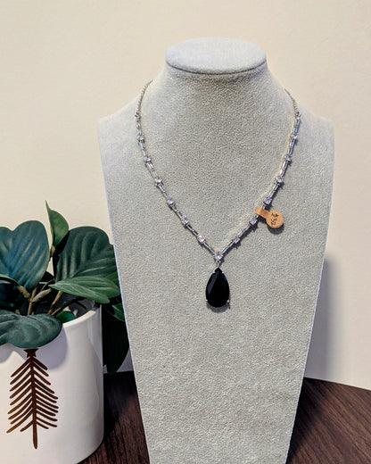 Tia Necklace - Colors Available