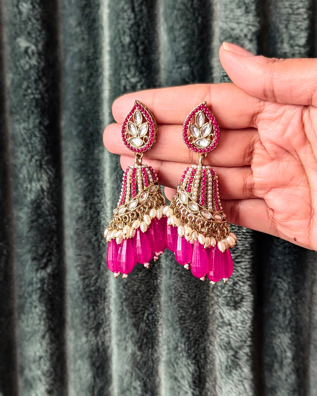 Ambreen Jhumka - Hot Pink