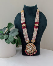 Load image into Gallery viewer, Ashvika Necklace - Red
