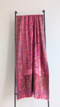 Load image into Gallery viewer, Kani Shawl - Pink
