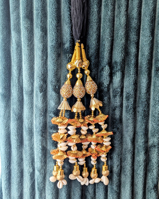 Punjabi Parandi - Cowrie