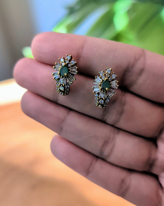 Kunicka Studs - Emerald