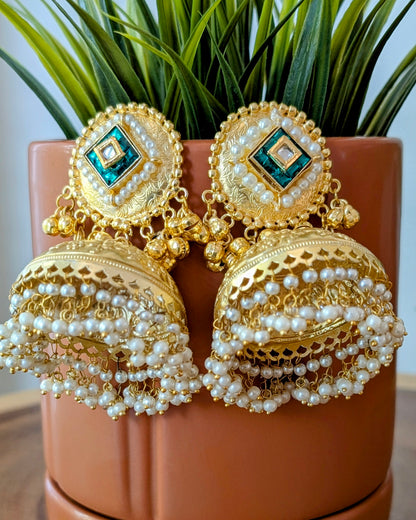 Mrunal Jhumka